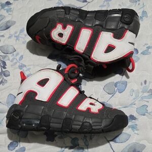 Nike Uptempo Kids Grey White Red Sneakers
